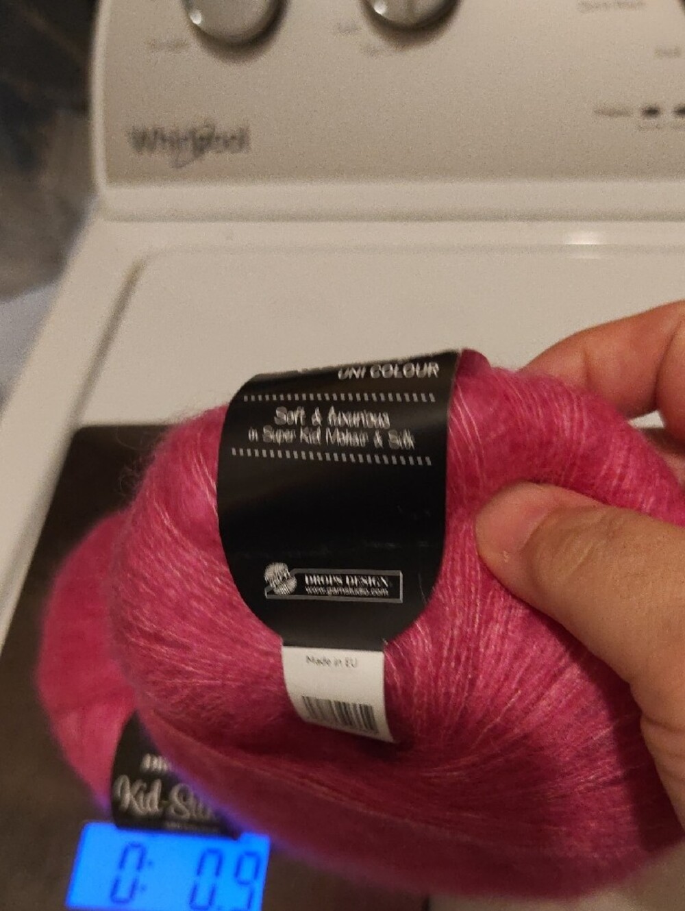 Lightweight Women’s Sweater Yarn - Purple and Pink - Picture 3 of 9